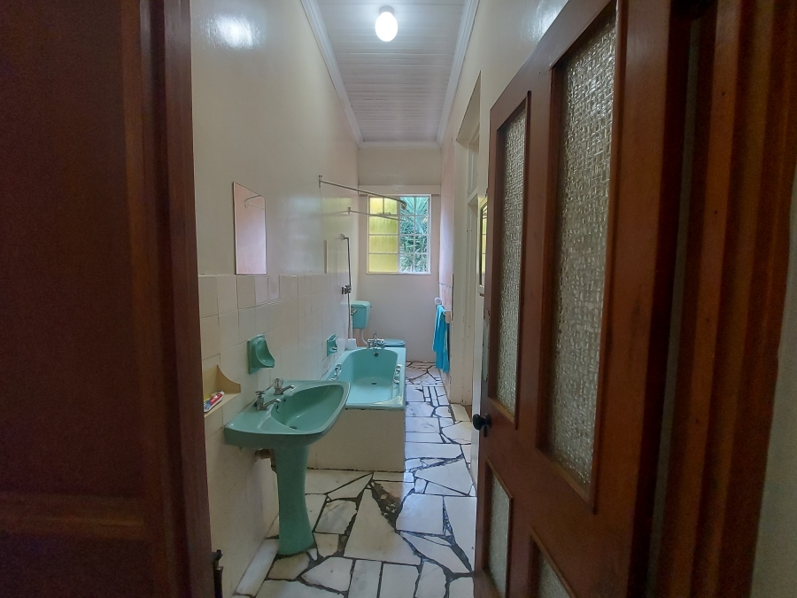 4 Bedroom Property for Sale in Uitenhage Central Eastern Cape